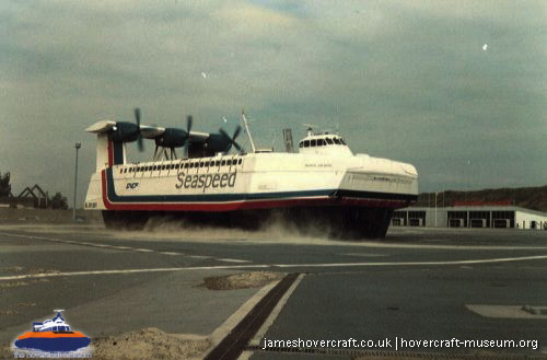 SEDAM N500 -   (submitted by The <a href='http://www.hovercraft-museum.org/' target='_blank'>Hovercraft Museum Trust</a>).